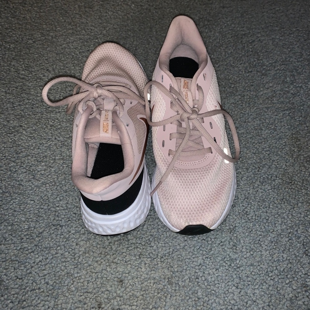 Nike Revolutions